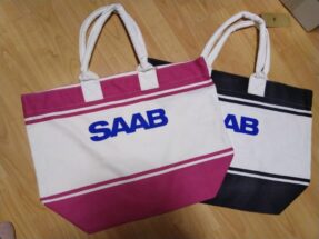 Kesäkassi SAAB logo