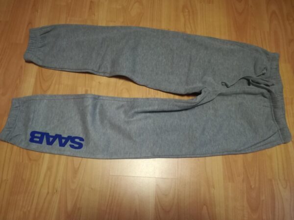College pants (child)